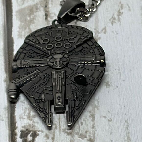 Star Wars Disney Jewelry Unisex Stainless Steel Millenium Falcon Pendant Necklac - Picture 4 of 6